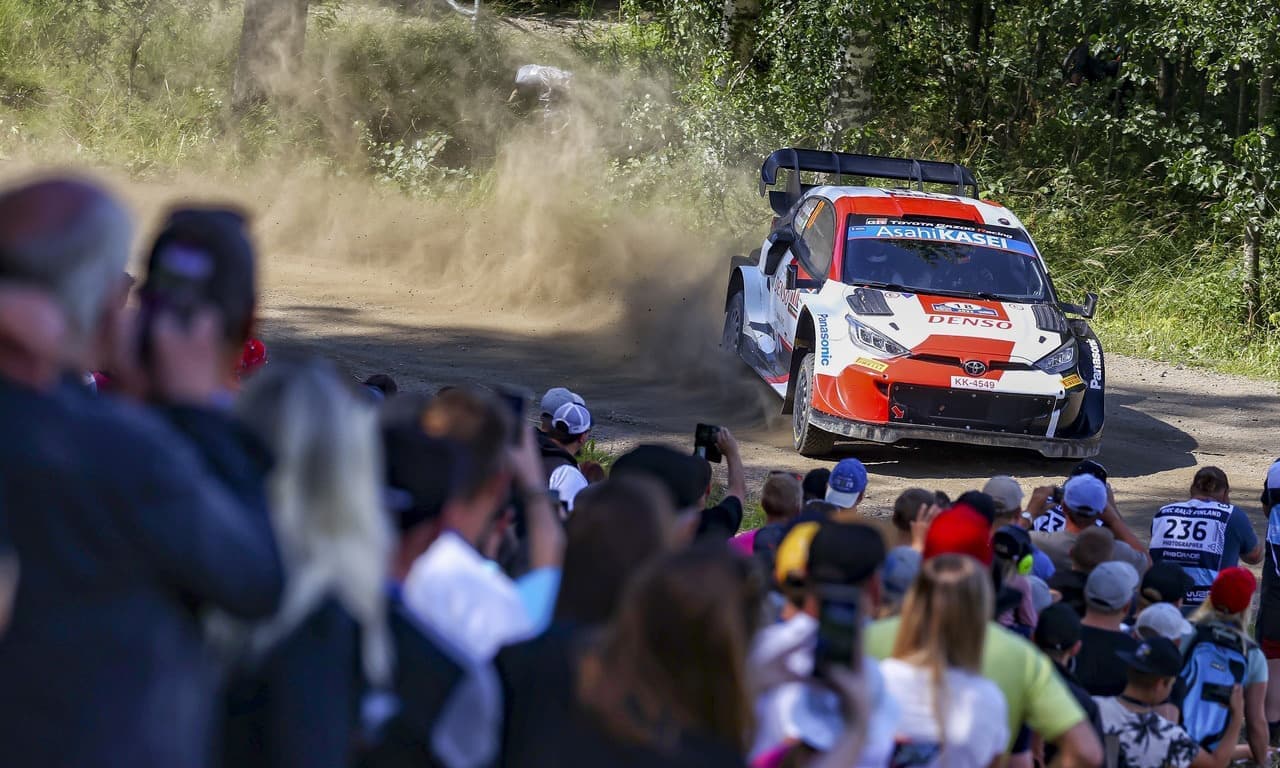 wrc_2022_r8_d2_09.jpg