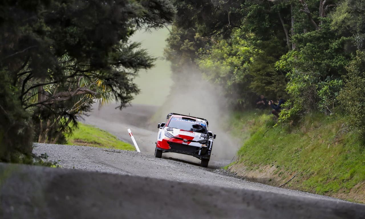 wrc_2022_r11_d1_05.jpg