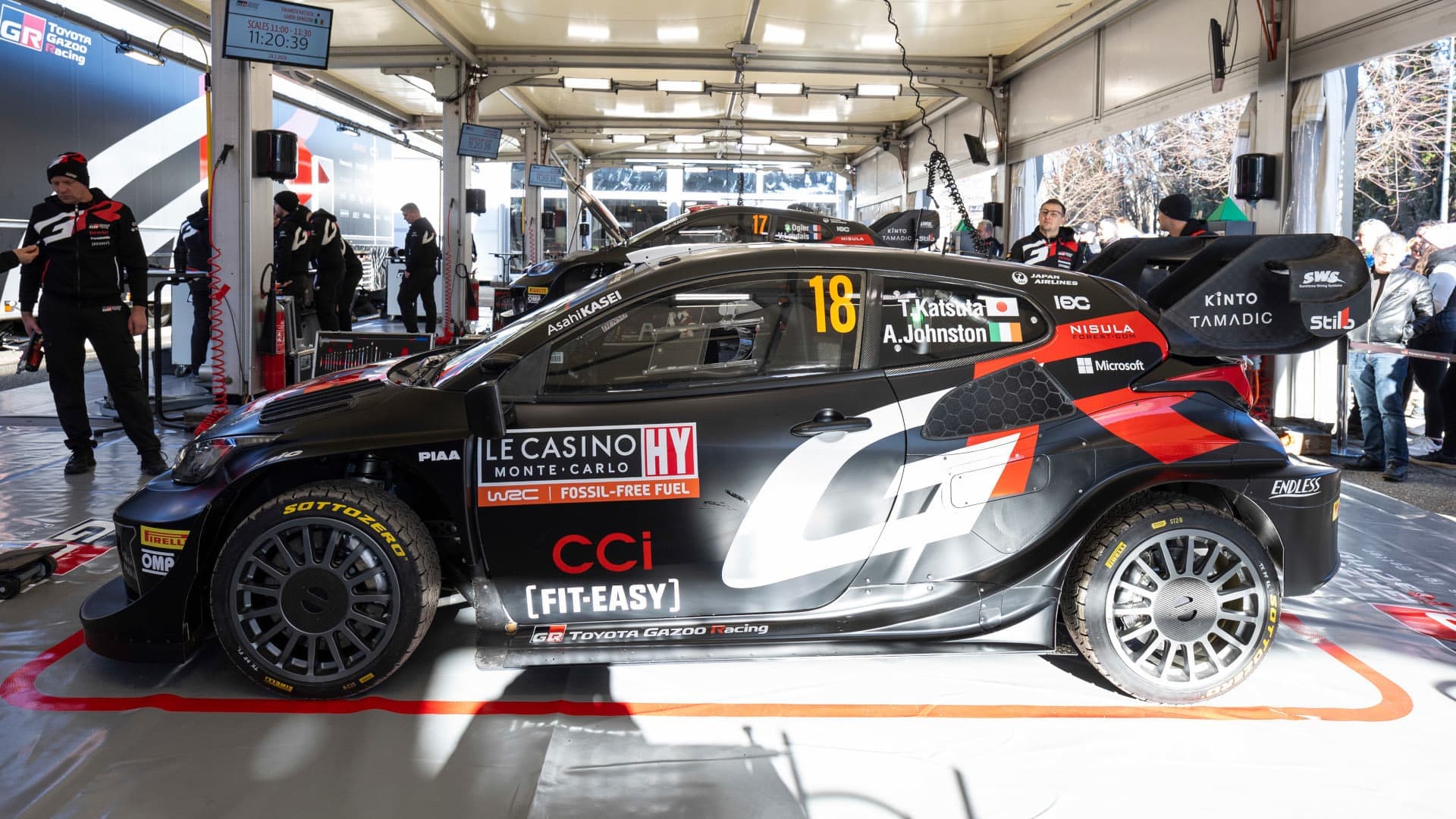 car18_01mc24mj08.jpg