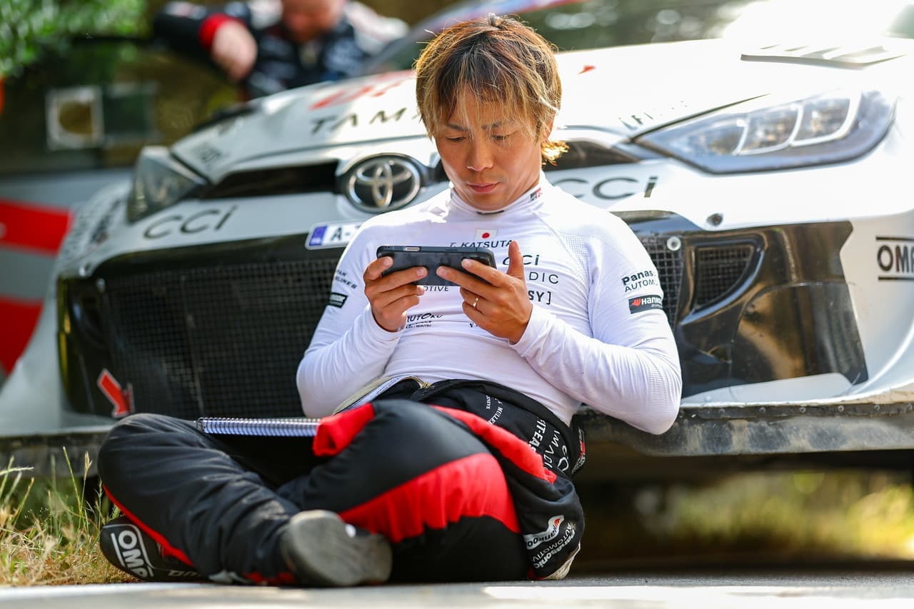 wrc_r6_d1_037.jpg